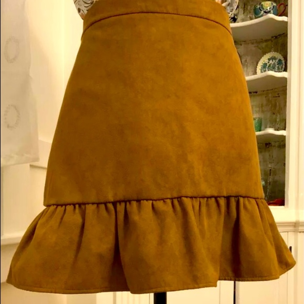 J.crew Ruffle Mini Skirt Golden Brown. Size 10